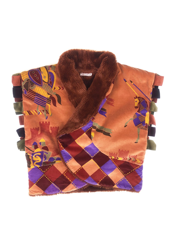 Velvet and faux fur sleeveless vest with medieval motif CHACOK @plaisirpalace the upscale vintage boutique Paris 3 luxury thrift store