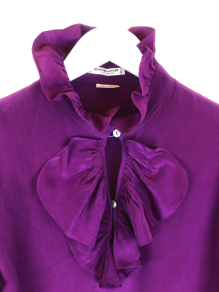 vintage silk blouse ysl yves saint laurent vintage store in paris palasir palace marais shopping second hand luxury