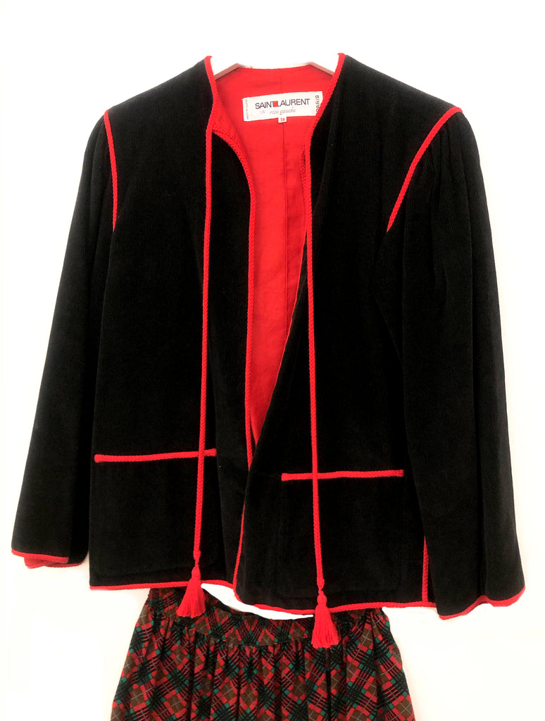 vintage yves saint laurent jacket in black velvet with red interior plaisir palace 3 rue paul dubois 75003 paris